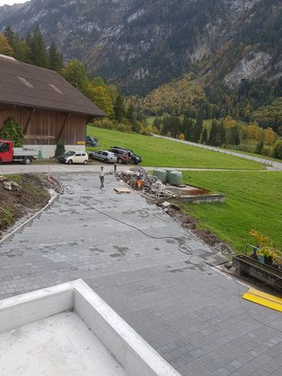 Wandfluh Einfahrt (fast ferig)