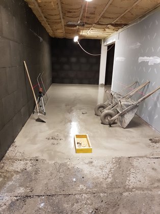 Boden giessen Wärterhaus